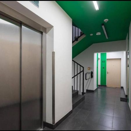 Shiraz Trio Apartament Βαρσοβία Εξωτερικό φωτογραφία